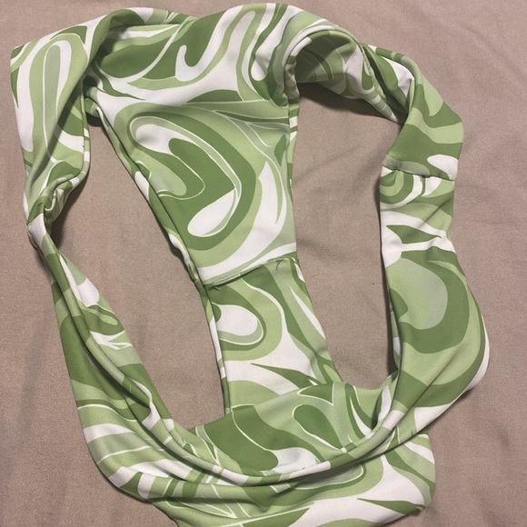 Green Swirl Bikini Set - Picture 4 of 5